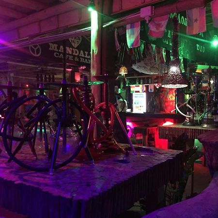 Tiki Bar Hostel Элла Экстерьер фото
