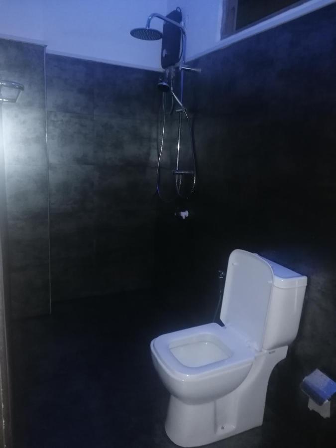 Tiki Bar Hostel Элла Экстерьер фото